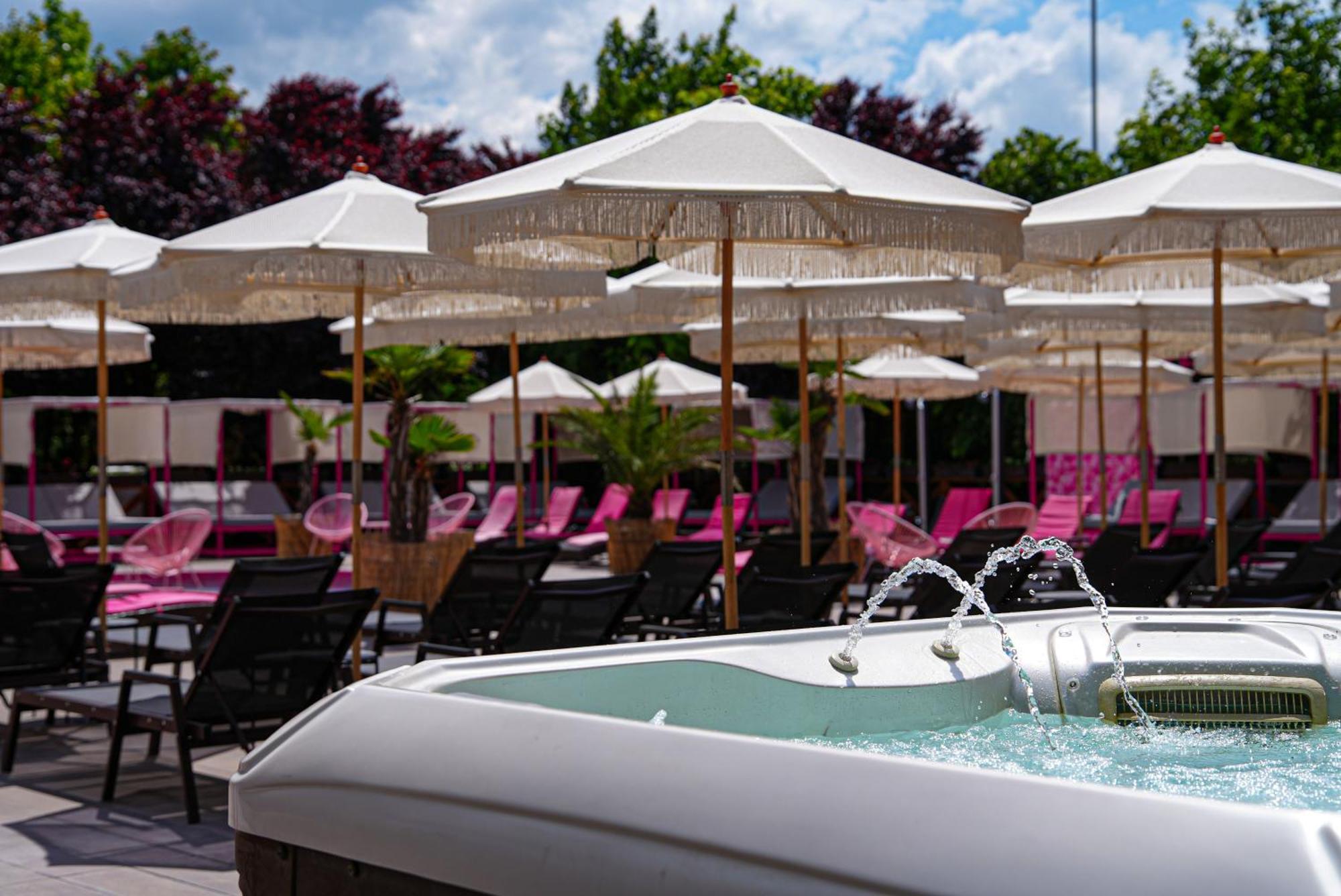 Hotel The Wind Mills Hydropark Gorna Malina Exterior foto