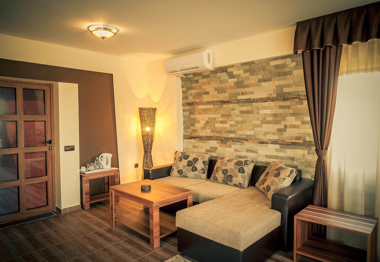 Hotel The Wind Mills Hydropark Gorna Malina Habitación foto