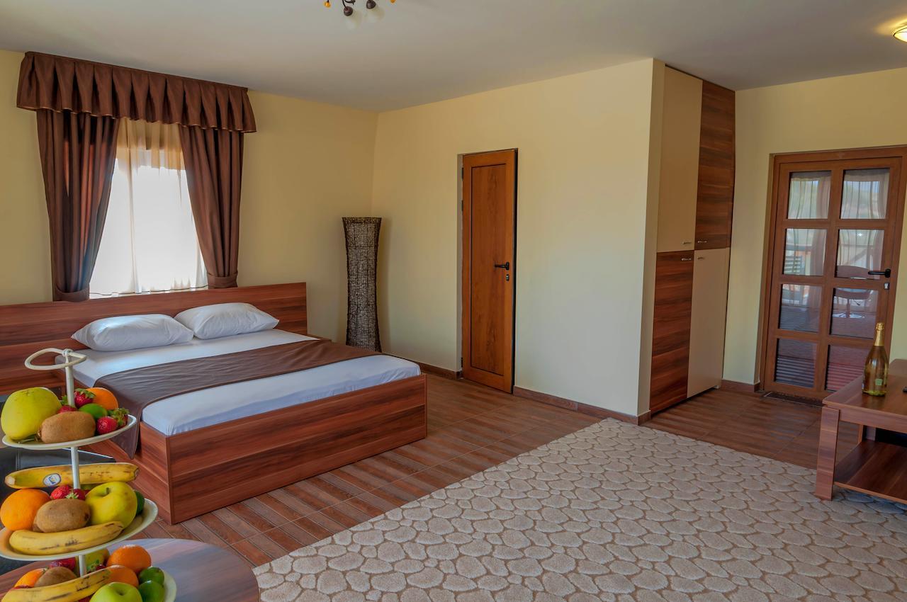 Hotel The Wind Mills Hydropark Gorna Malina Habitación foto