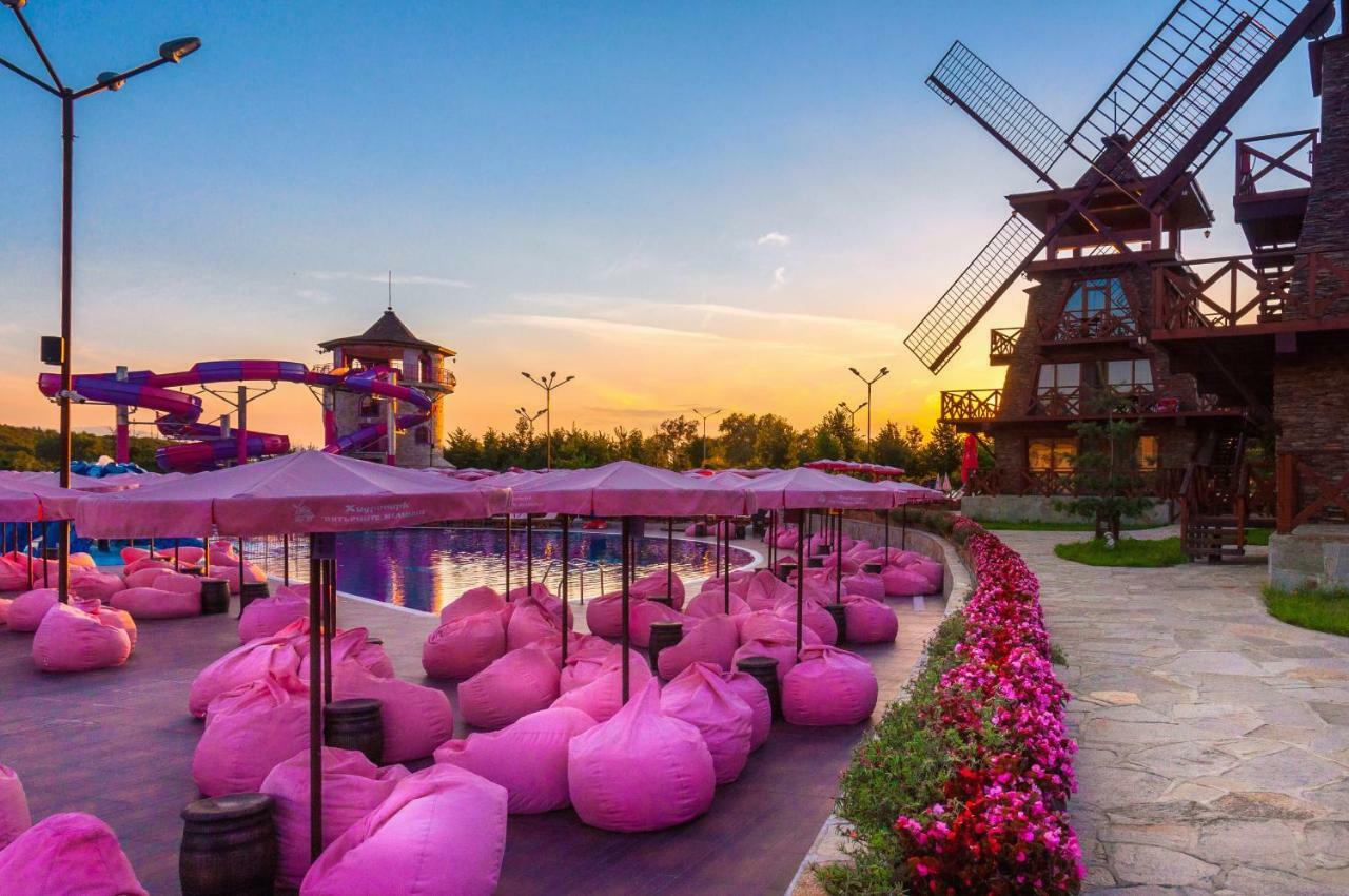 Hotel The Wind Mills Hydropark Gorna Malina Exterior foto